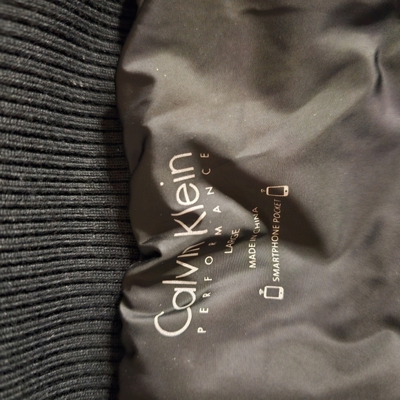 Calvin Klein Vest - Picture 6 of 6